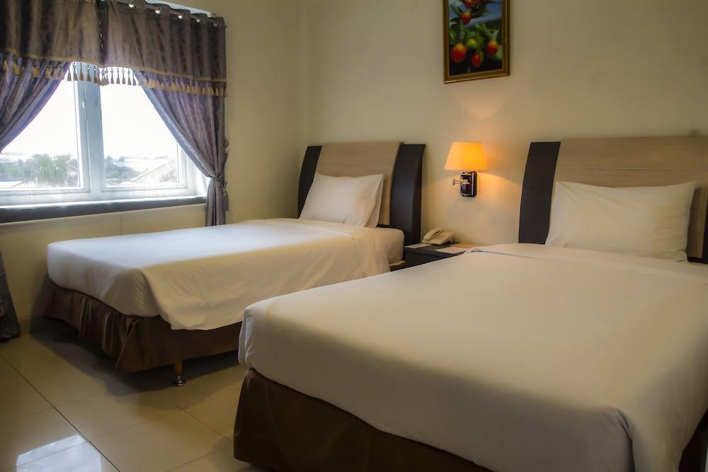 Novilla Boutique Resort Sungailiat Exterior photo